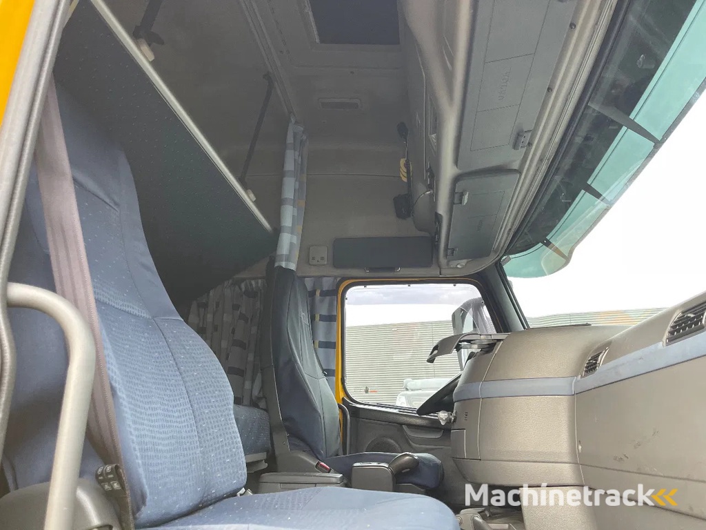 Volvo FH 400 4x2 / Globetrotter XL / Euro 5 / Spoilers / Side skirts