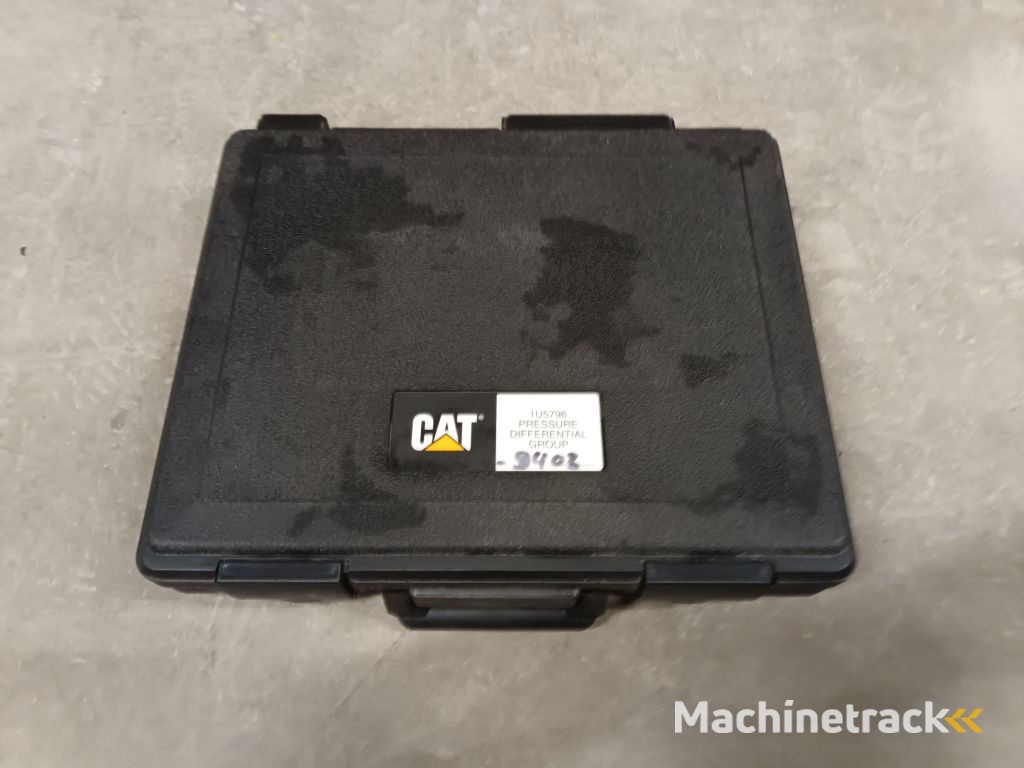 Caterpillar 1U5796 differential pressure gauge group