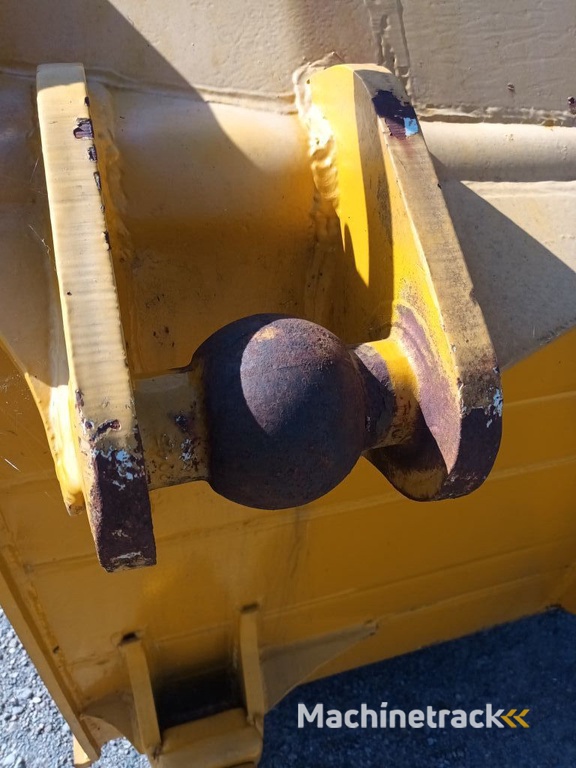 Caterpillar D8K blade UNUSED