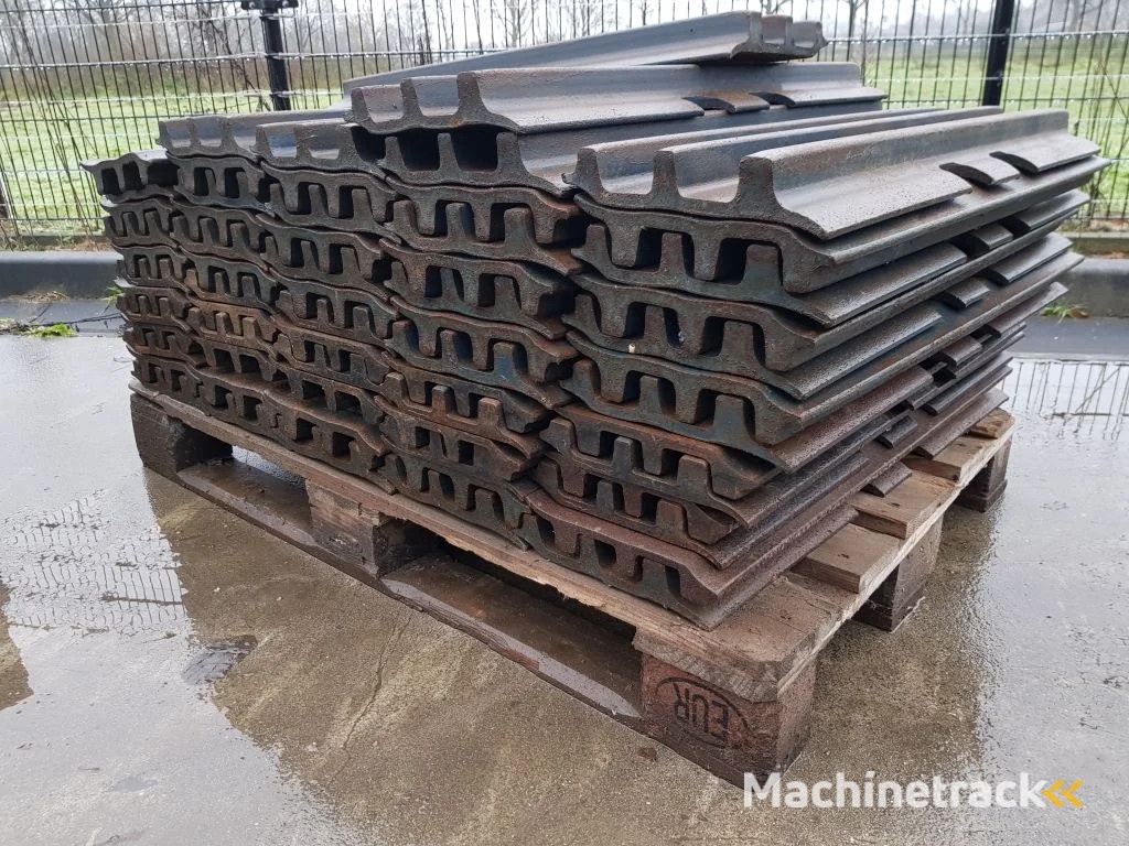 Doosan unused 800 mm pads