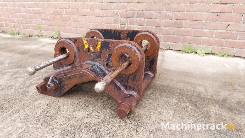 Verachtert CW30 Hydraulic quick coupler / 76.5,70 pins / Cat 215