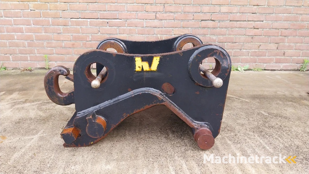 Verachtert CW45 Hydraulic coupler / 110/100mm pins / Volvo EC460 EC480 / Hitachi ZX470