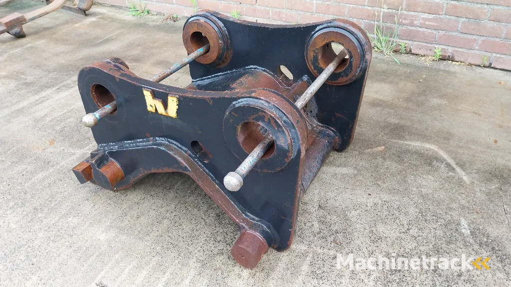 Verachtert CW45 Hydraulic coupler / 110/100mm pins / Volvo EC460 EC480 / Hitachi ZX470