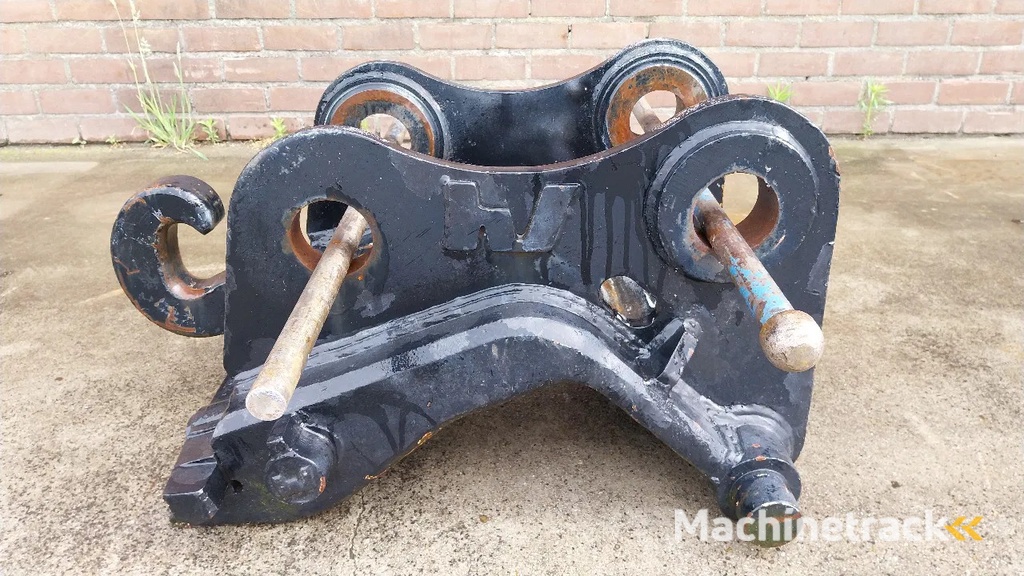 Verachtert CW30 hydraulic coupler / 80mm pins / Komatsu PC210 Volvo EC210