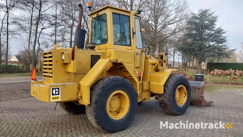 Caterpillar 920