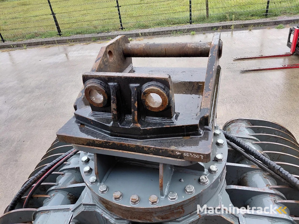 Kinshofer D27H-115 sorting grapple / SW21 / 1500kg