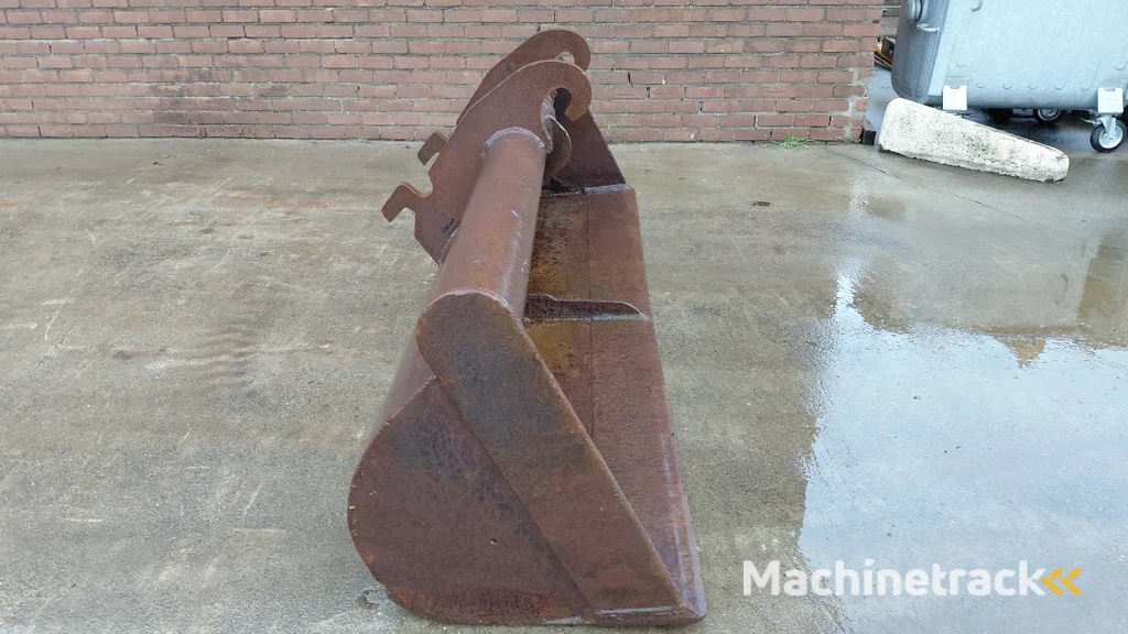 Verachtert CW30 / CW40 Ditch cleaning bucket / 280cm wide