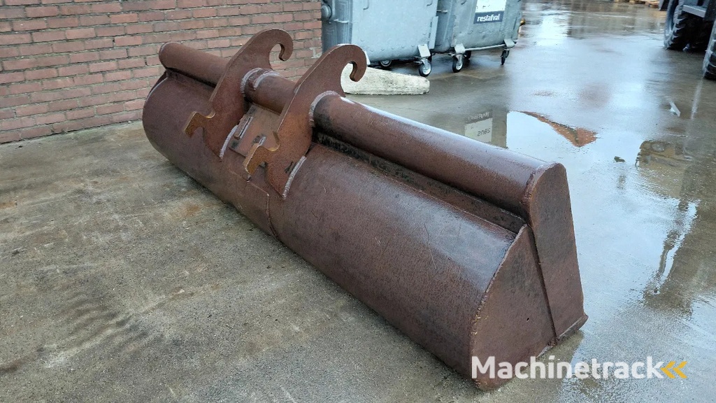 Verachtert CW30 / CW40 Ditch cleaning bucket / 280cm wide