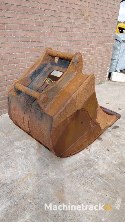 Oil Quick OQ70 S70 digging bucket / 1m wide / 1m3