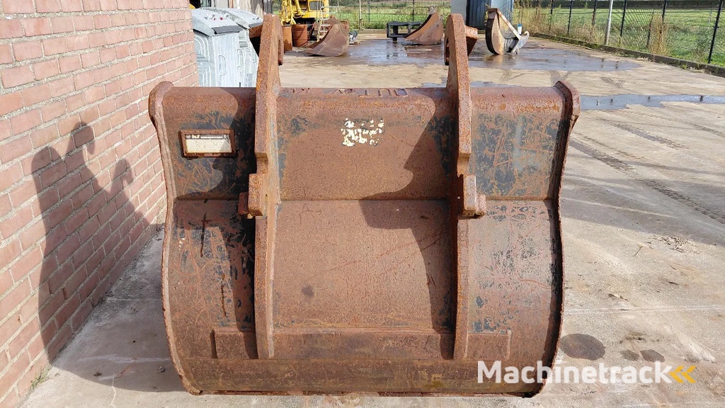 Verachtert CW30 / CW40 digging bucket / 1.30m wide