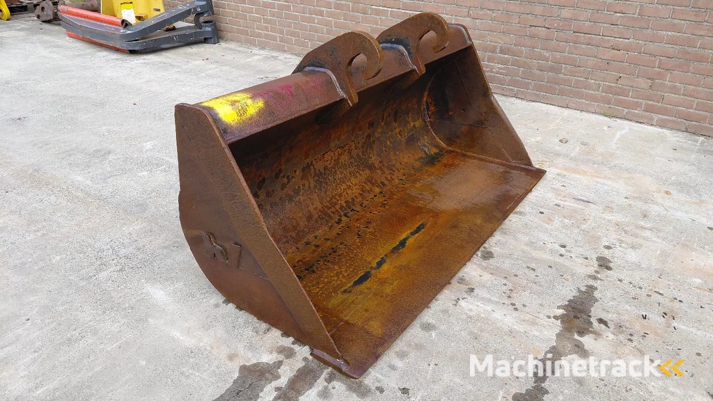 Verachtert CW30 / CW40 cleaning bucket / 1.175m3 / 2m wide