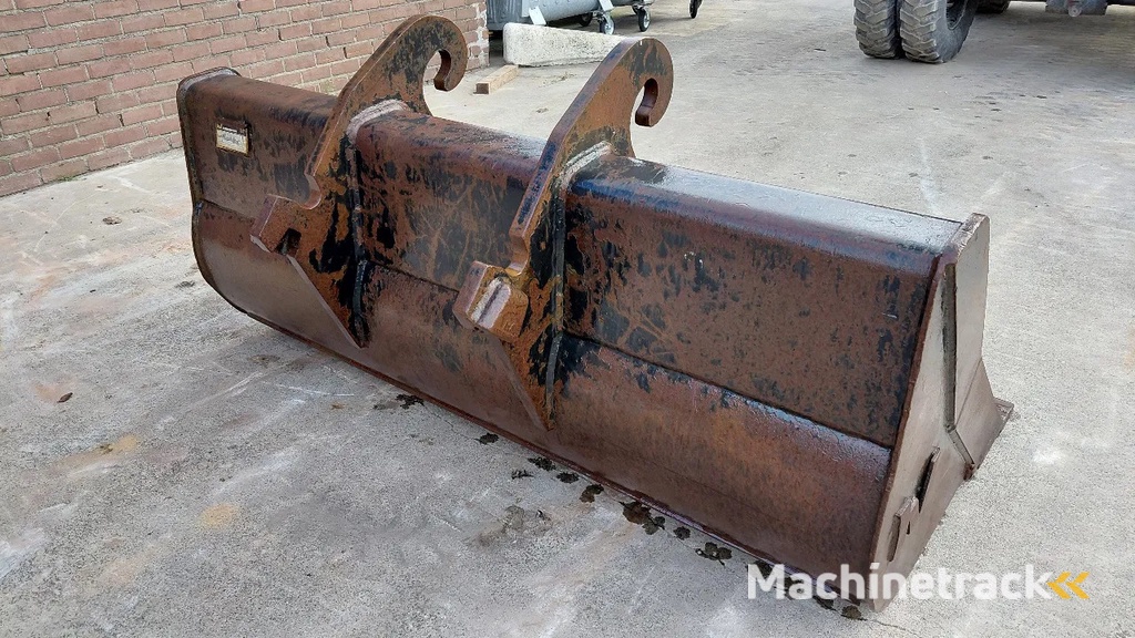 Verachtert CW30 / CW40 cleaning bucket / 1.175m3 / 2m wide