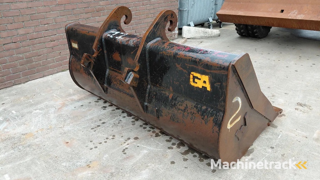 Verachtert CW30 / CW40 cleaning bucket / 1.7m3 / 2.10m wide