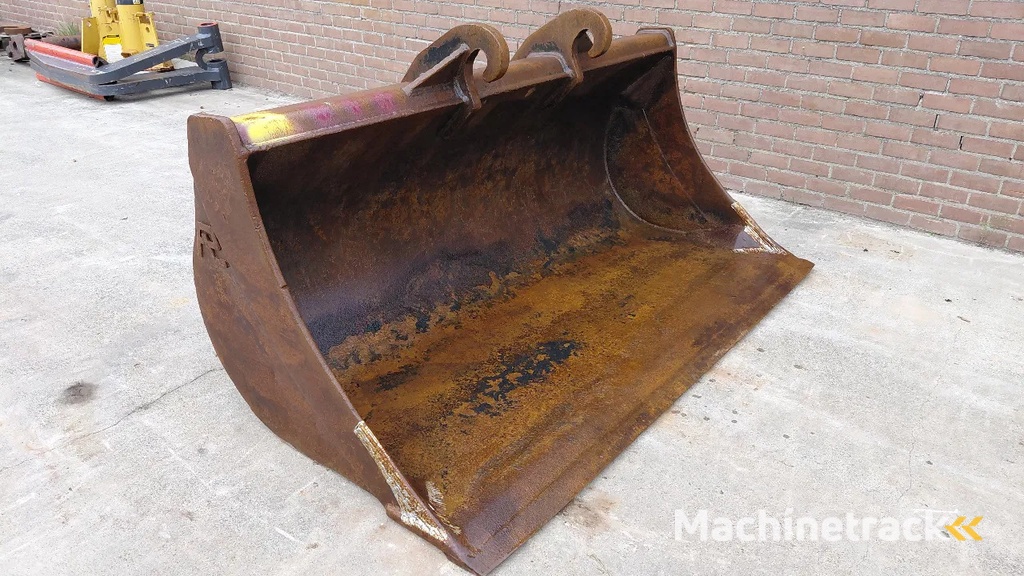 Pladdet CW30 CW40 Cleaning bucket / 2.30m