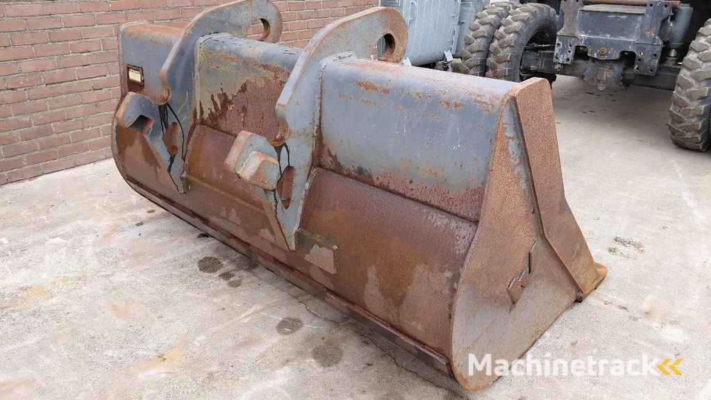 Verachtert CW45 cleaning bucket / 2.20m wide / 2.3m3