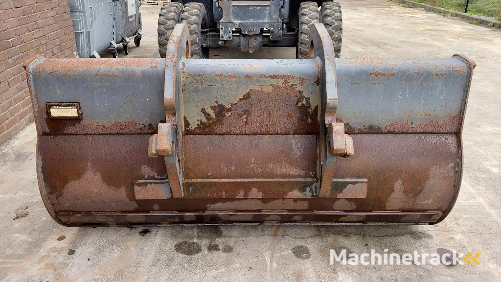 Verachtert CW45 cleaning bucket / 2.20m wide / 2.3m3