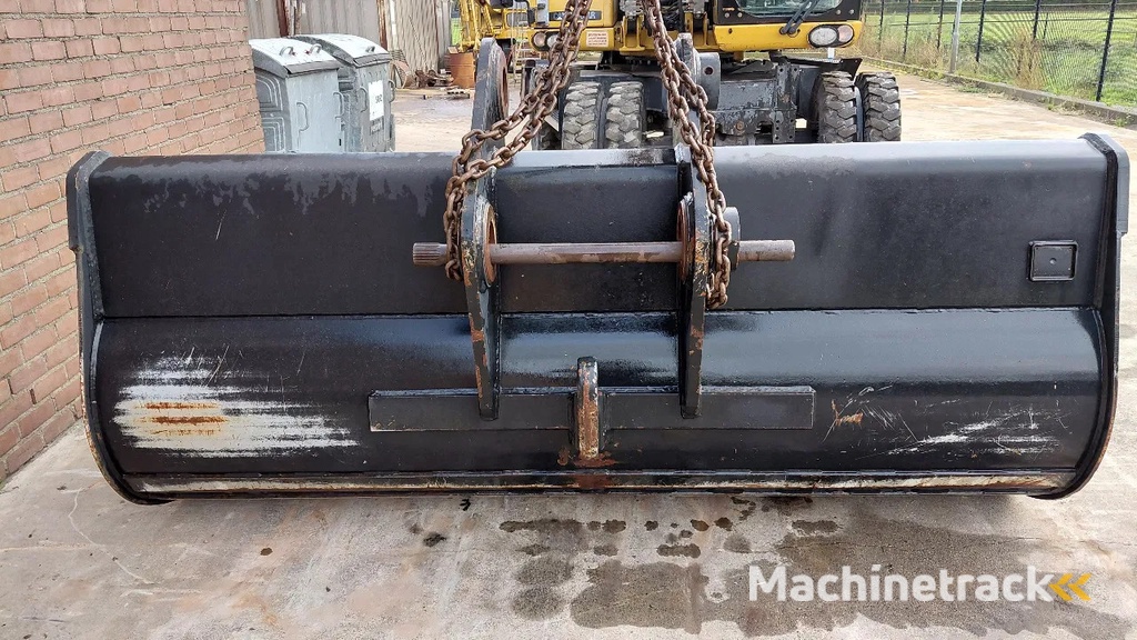 Eurosteel Cleaning bucket / Hitachi ZX470 ZX490 / 2.80m / Near new