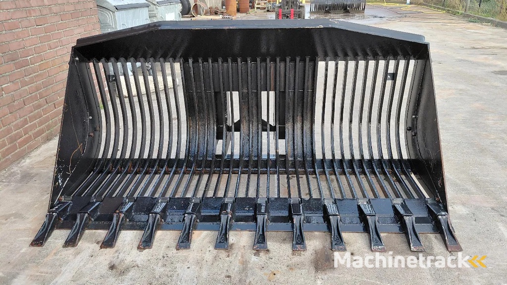 Verachtert system 2000 skeleton bucket with teeth / NEW