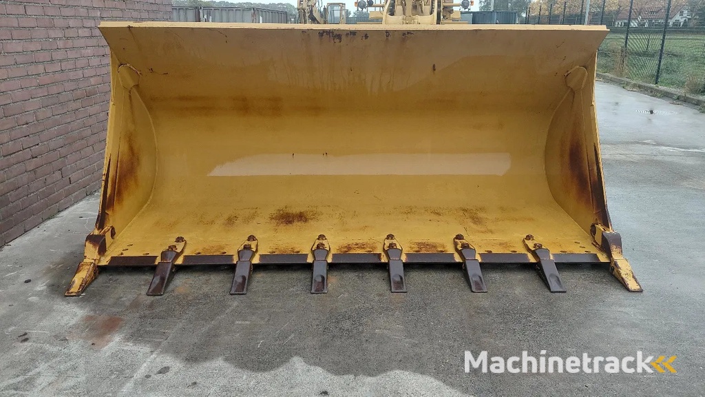 Caterpillar 980 loader bucket with teeth / Unused / 4.2m3 / Genuine cat