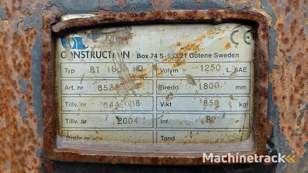 Volvo S2 cleaning bucket