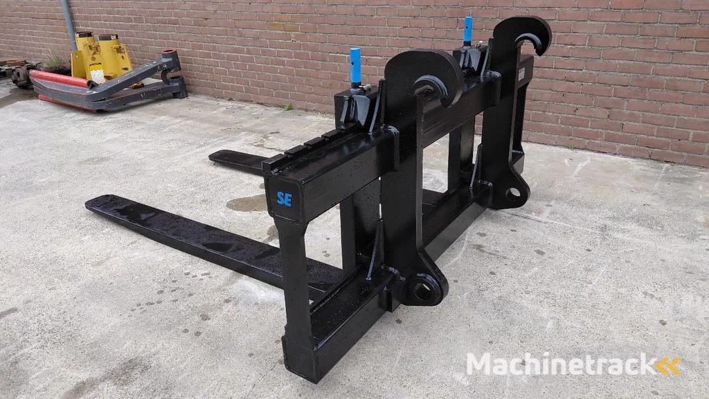 Volvo L150 fork frame pallet forks NEW