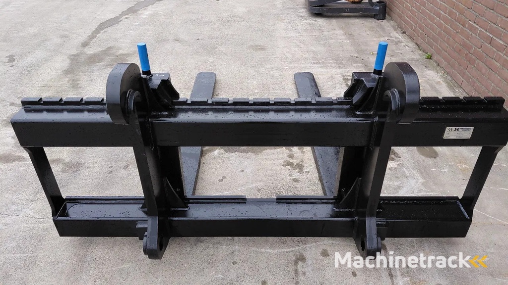 Volvo L150 fork frame pallet forks NEW