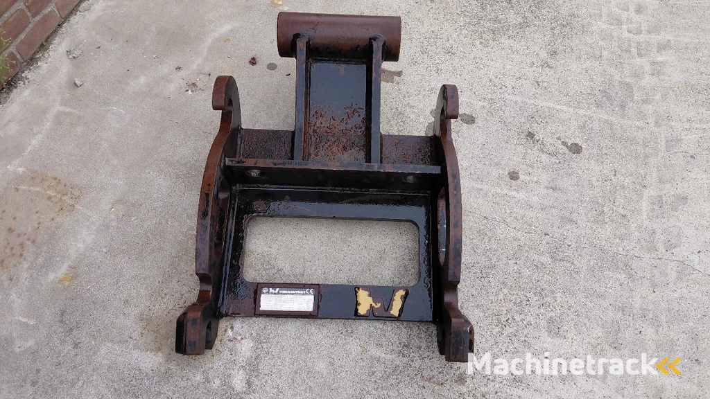 Verachtert CW20 CW30 CW40 mounting bracket 70mm pin