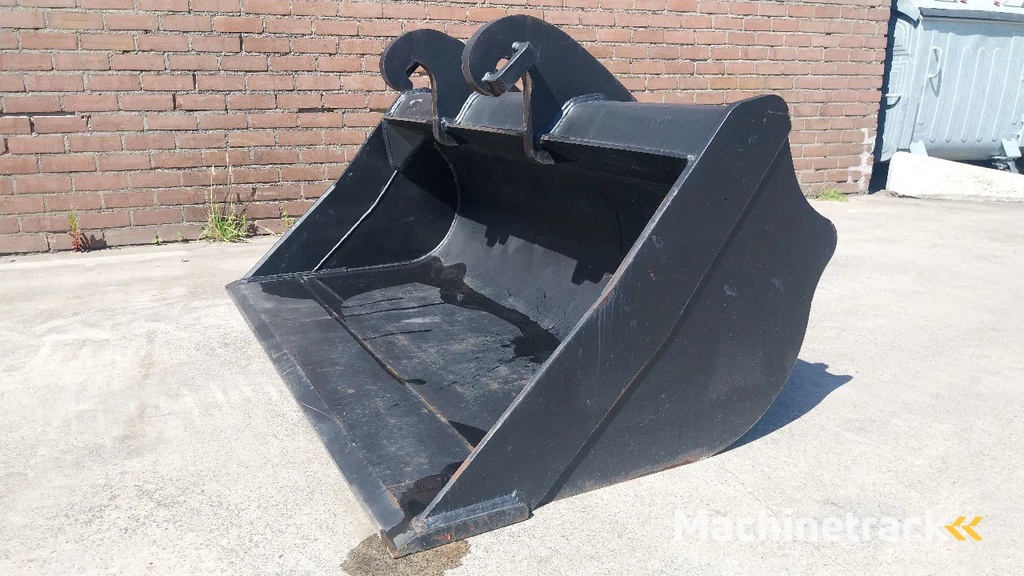 Verachtert CW20 CW30 CW40 ditch cleaning buckets / Large stock / 1.80m - 2.80m wide
