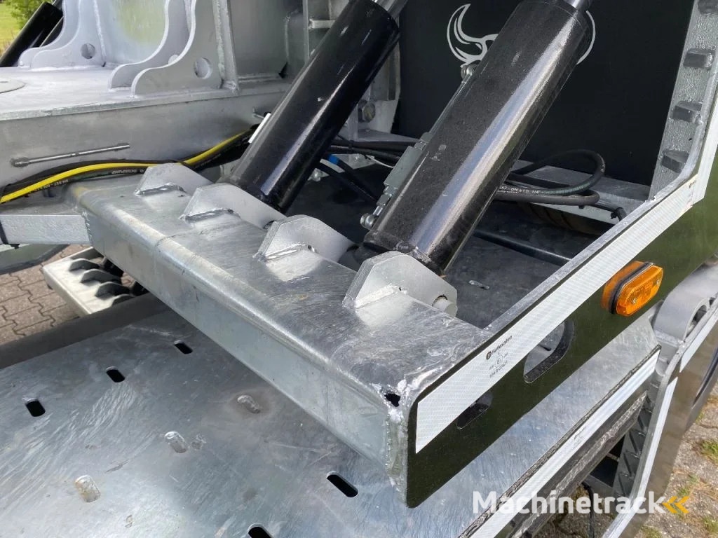 VTR BULL / VTR | TRUCK - MACHINE TRANSPORTER | STEERING AXLE | EXTENSION 3000 + 1200 MM