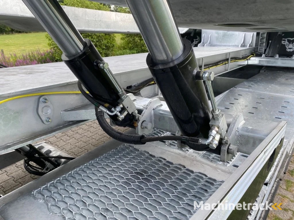 VTR BULL / VTR | TRUCK - MACHINE TRANSPORTER | STEERING AXLE | EXTENSION 3000 + 1200 MM