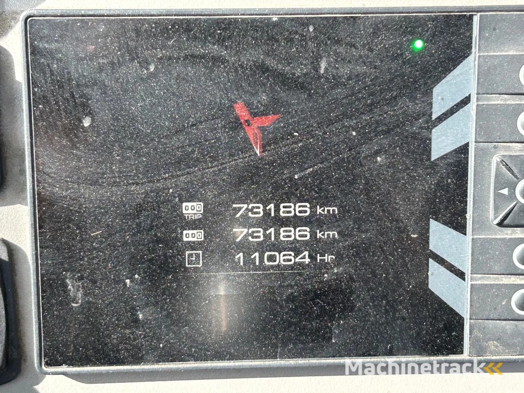 Terberg YT 223 | LOW HOURS | AIRCO | MEGA LOW LOADER |