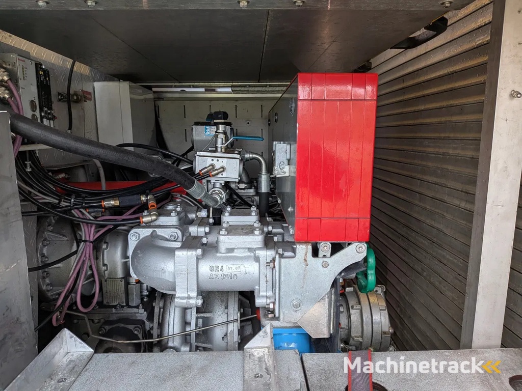 Mercedes-Benz NG 1626 V8