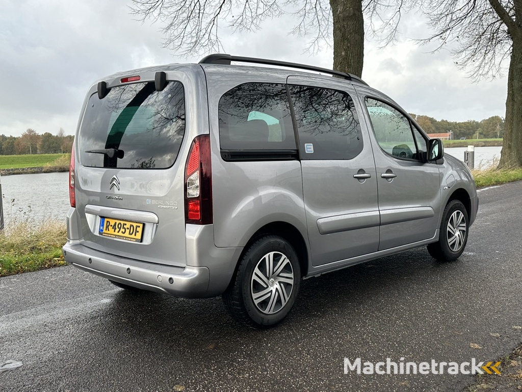 Citroën Berlingo E-Feel 23 kWh | Carplay | Camera | PDC | Navigatie