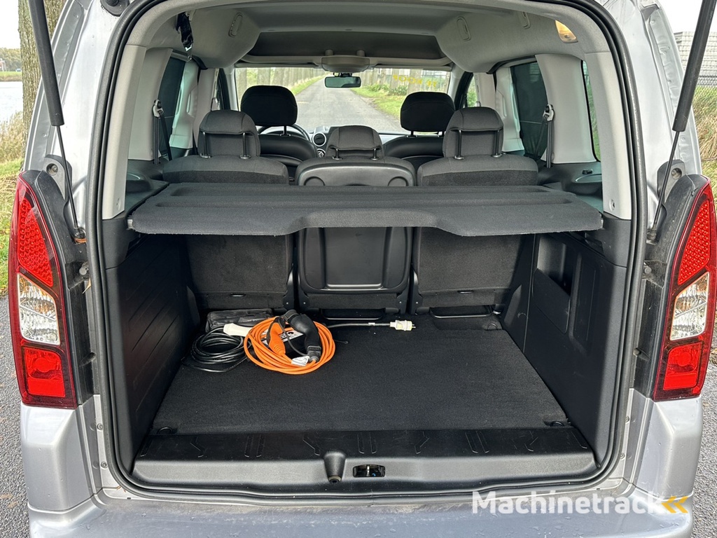 Citroën Berlingo E-Feel 23 kWh | Carplay | Camera | PDC | Navigatie