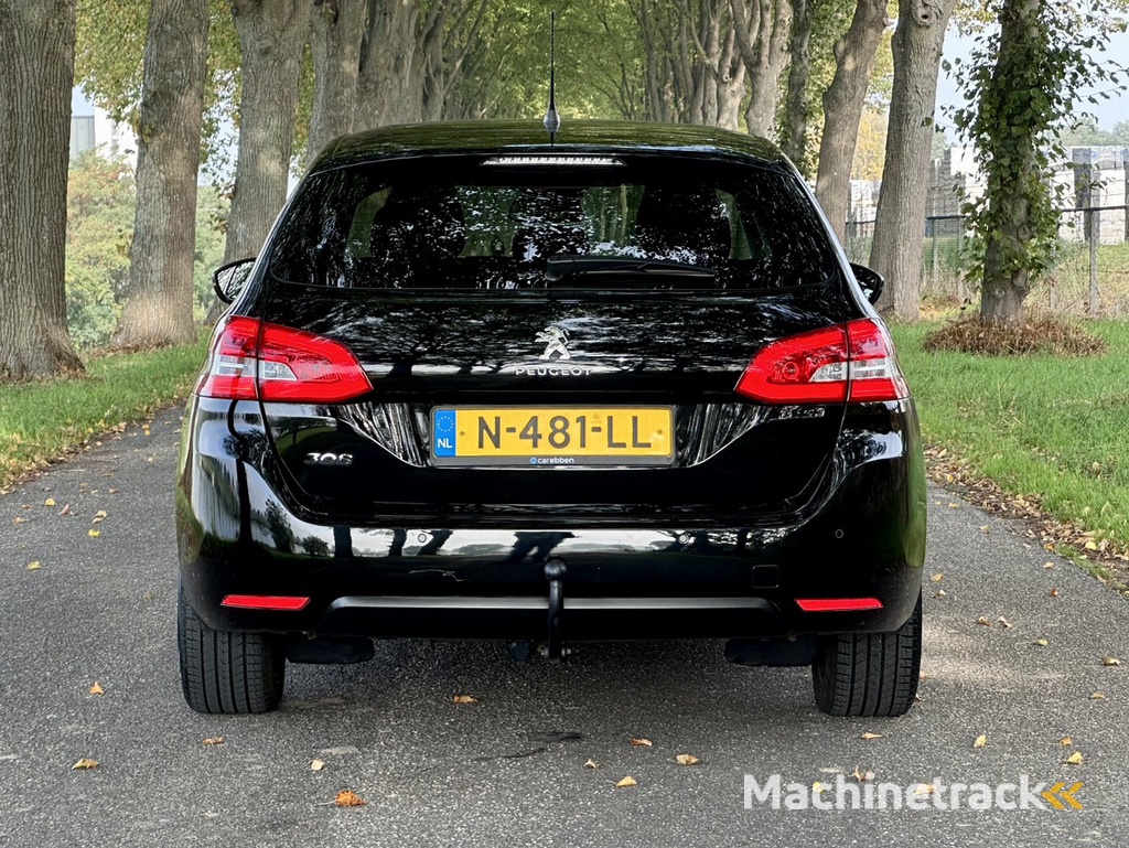 Peugeot 308 SW 1.2 PureTech Blue Lease Allure | 88.000 km | Trekhaak | Apple carplay | GT