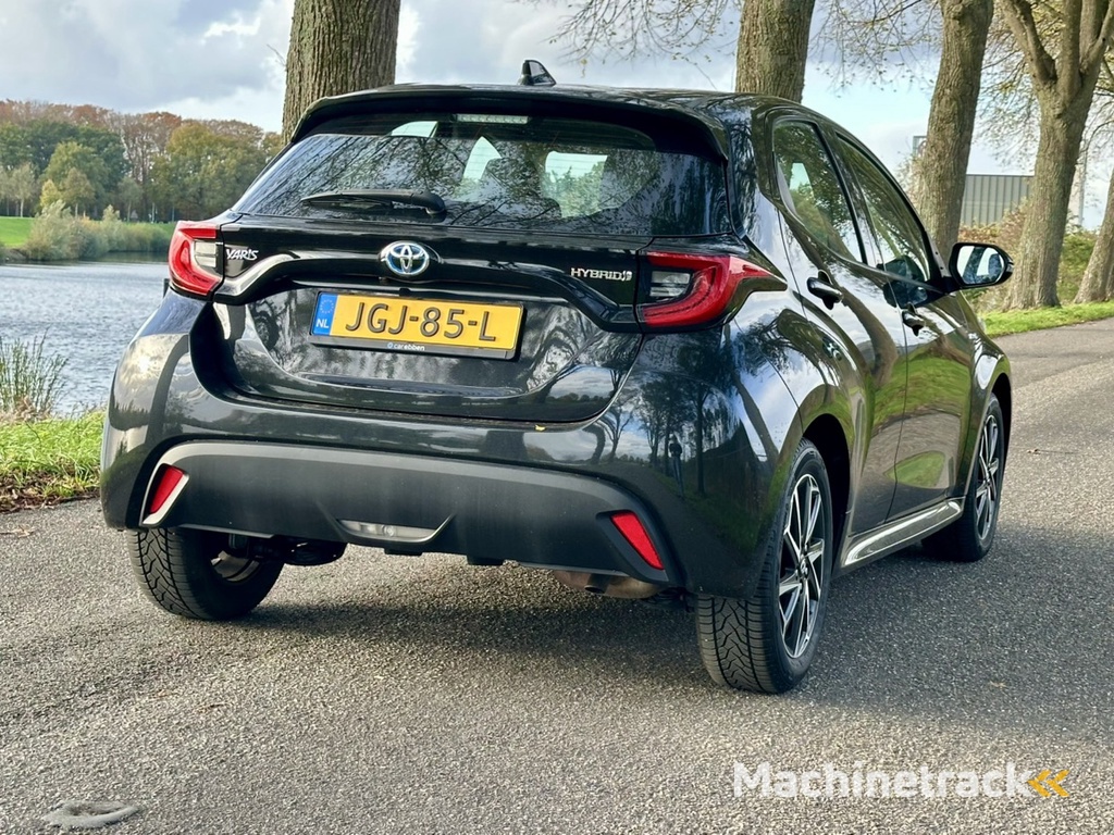 Toyota Yaris 1.5 Hybrid Dynamic | 34.000 KM | Automaat | Apple carplay | Stoelverwarming | Camera