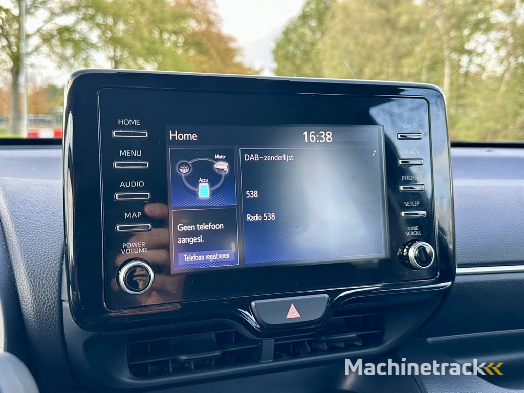 Toyota Yaris 1.5 Hybrid Dynamic | 34.000 KM | Automaat | Apple carplay | Stoelverwarming | Camera