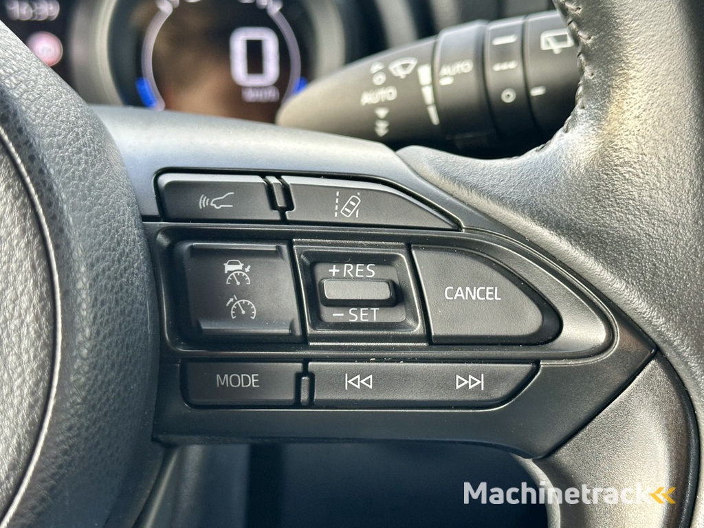 Toyota Yaris 1.5 Hybrid Dynamic | 34.000 KM | Automaat | Apple carplay | Stoelverwarming | Camera