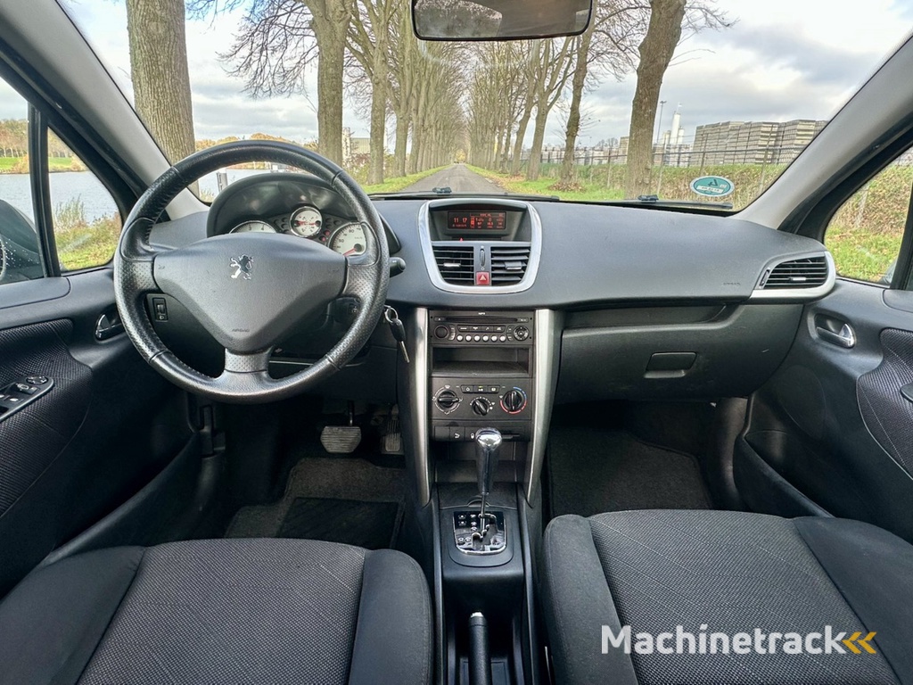 Peugeot 207 1.6 VTi XS | Automaat | 75.000 KM | Airco | Parkeersensor