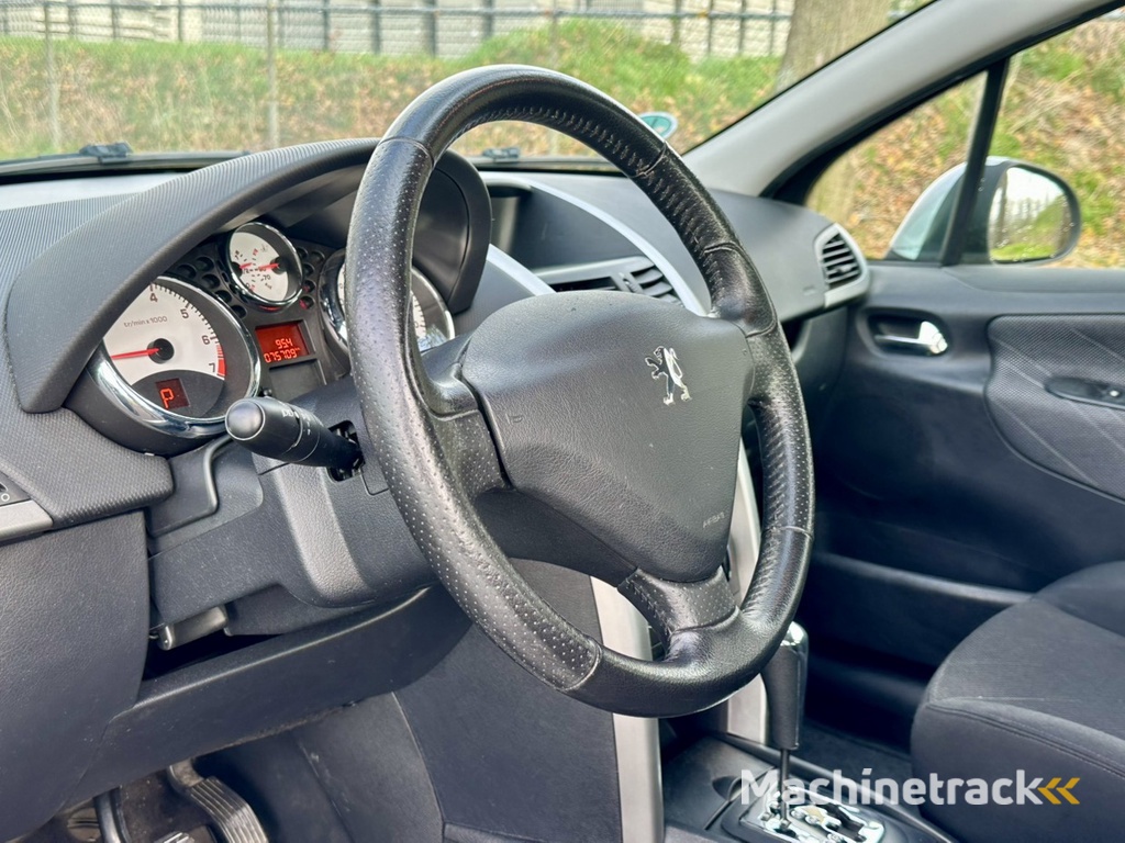 Peugeot 207 1.6 VTi XS | Automaat | 75.000 KM | Airco | Parkeersensor