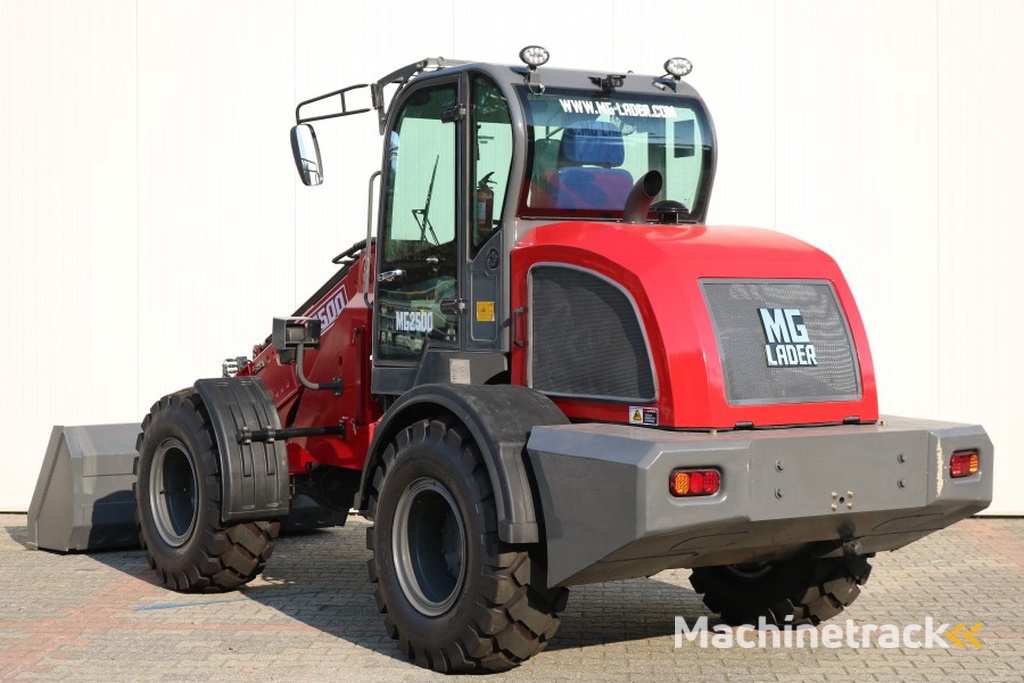 MG Lader Telescoop 2500kg