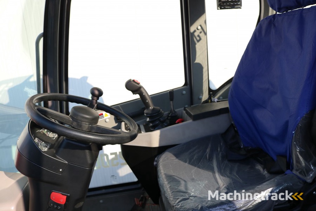 MG Lader Telescoop 2500kg