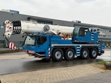 Minituur van Liebherr LTM1090-4.1