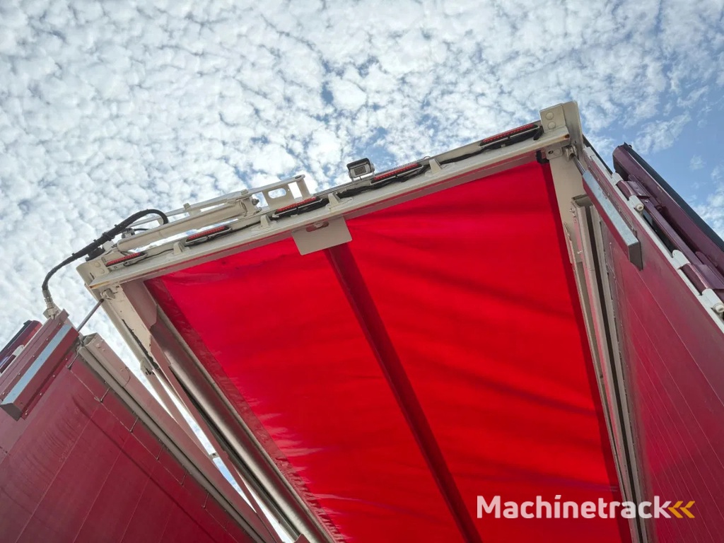 Legras 3-axle 91,8m3 walkingfloor EcoTop 13mm floor