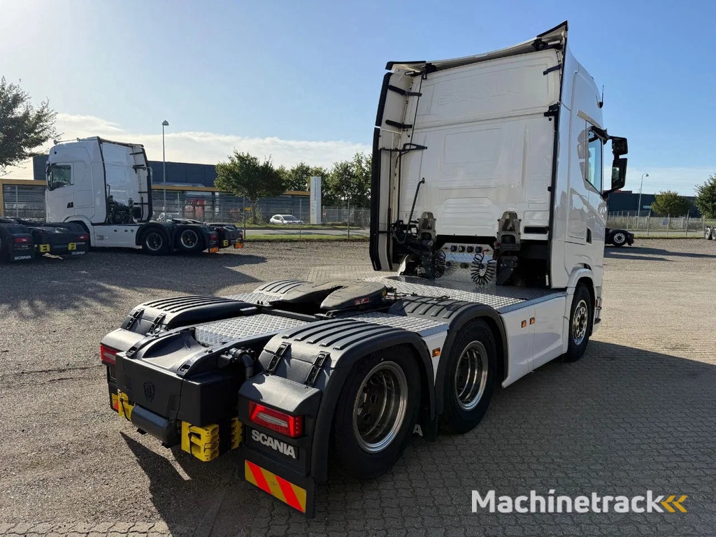 Scania S560 6x2