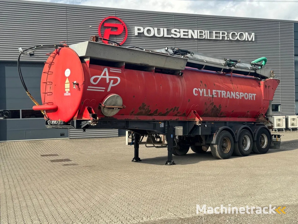 AP 3-axle 34m3 Gülle / Water trailer