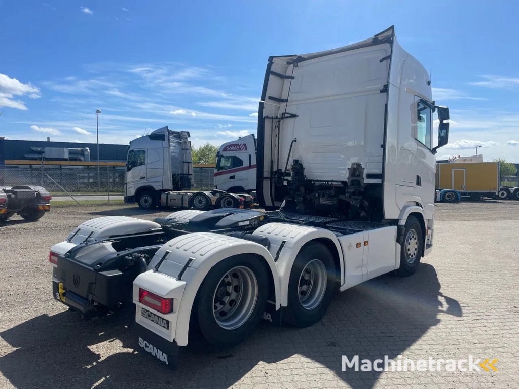 Scania S660 V8 6x2
