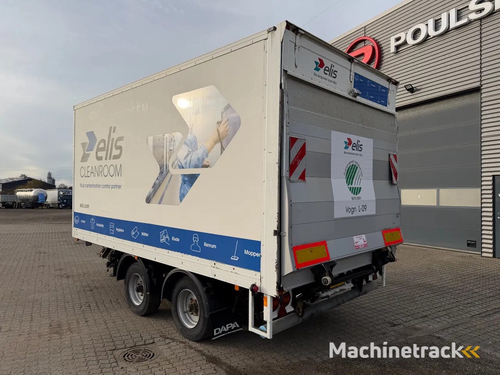 Dapa 2-axle 5,05m Box with lift