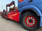 Minituur van Volvo FM 500 FM 500 8x4*4 with crane + 3-way tipping cable system