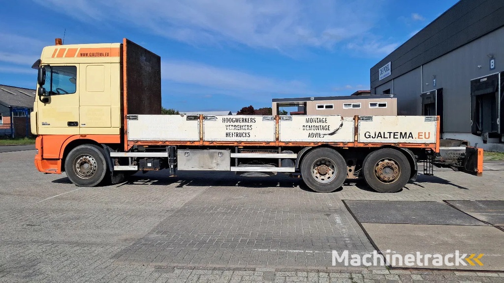 DAF XF 105 410 Spacecab 6x2 Euro 5